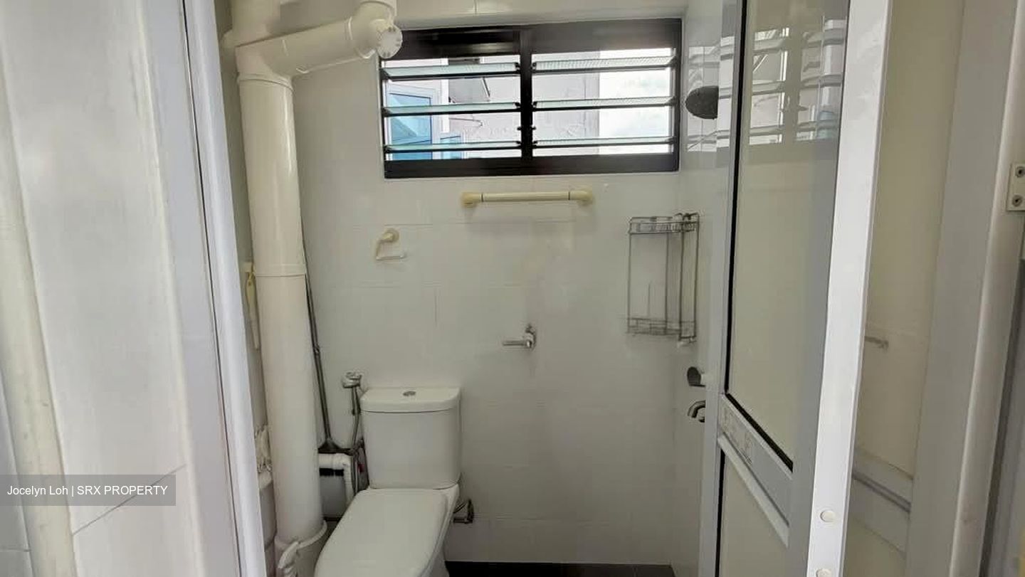 Blk 213 Bukit Batok Street 21 (Bukit Batok), HDB 4 Rooms #563780881